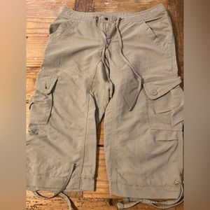 The North Face Cropped Pants with Drawstring Size 6